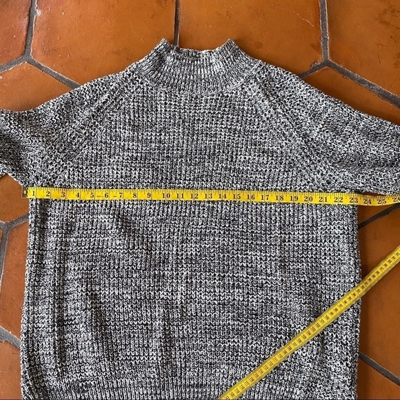 BDG UO Oversized Boxy Gray Slouchy Chunky Sweater - Picture 8 of 8